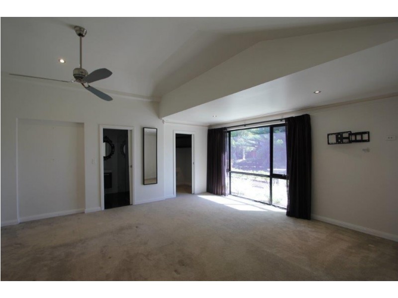 5 Cheyne Walk, Applecross WA 6153