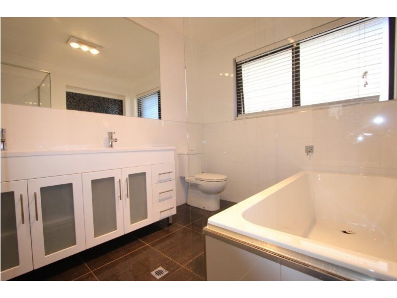 5 Cheyne Walk, Applecross WA 6153
