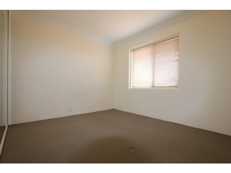 13/34 Comer Street, Como WA 6152