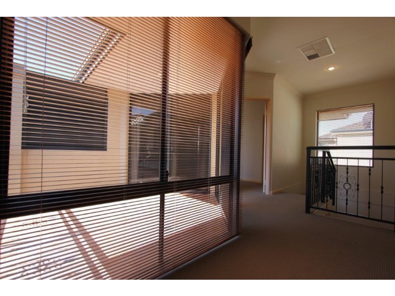 3/168 Melville Parade, Como WA 6152