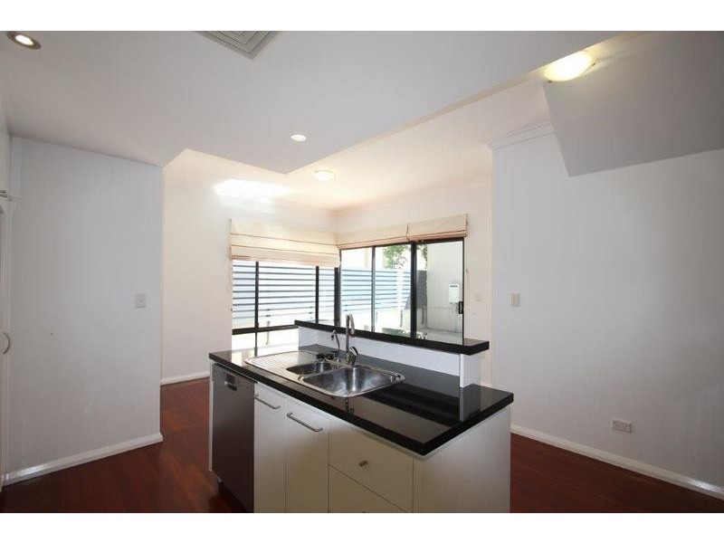 9/18 Robinson Avenue, Perth WA 6000