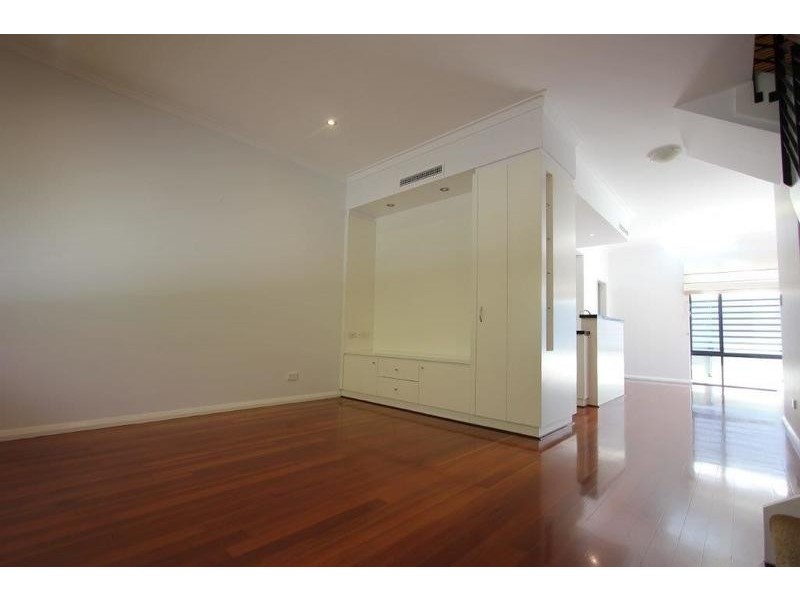 9/18 Robinson Avenue, Perth WA 6000