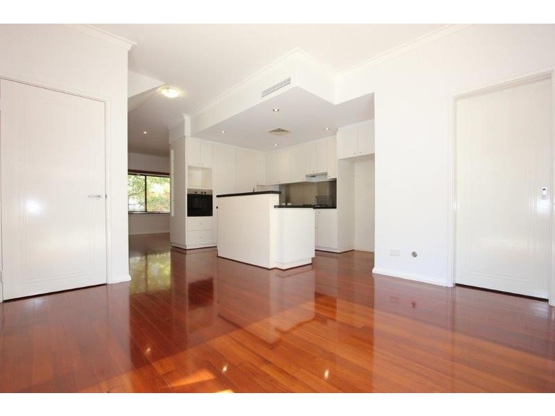 9/18 Robinson Avenue, Perth WA 6000