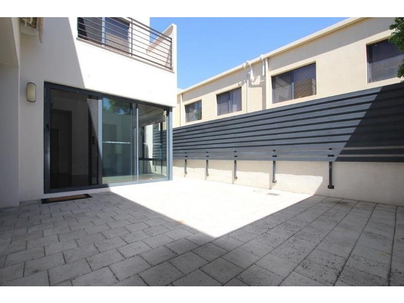 9/18 Robinson Avenue, Perth WA 6000