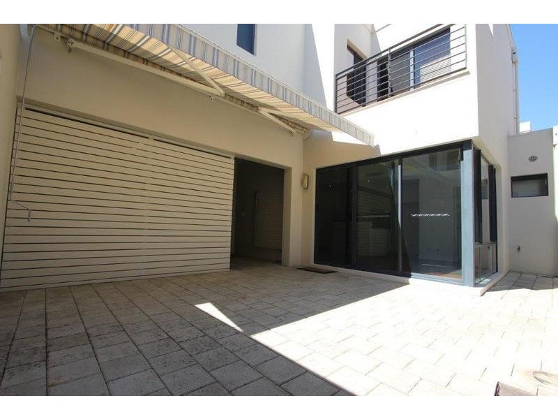 9/18 Robinson Avenue, Perth WA 6000