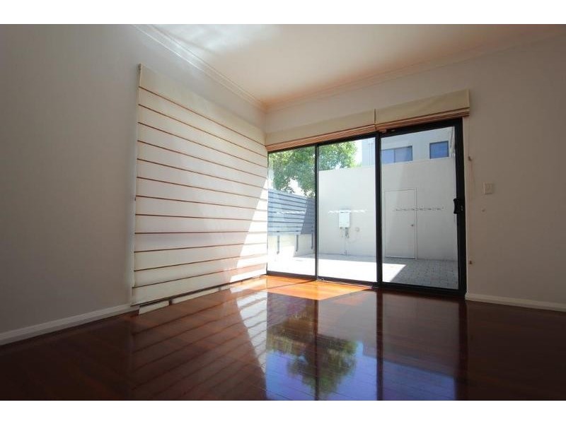 9/18 Robinson Avenue, Perth WA 6000