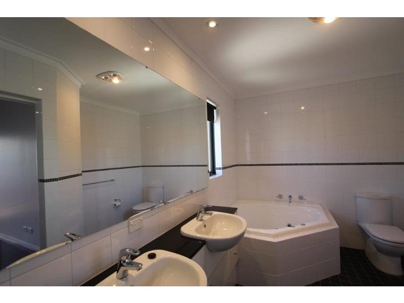 9/18 Robinson Avenue, Perth WA 6000