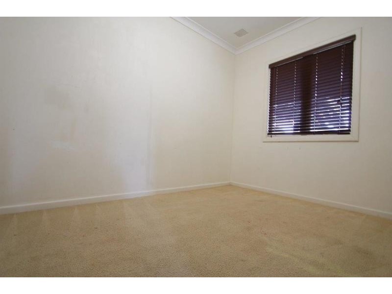 38 Kennerly Street, Cloverdale WA 6105