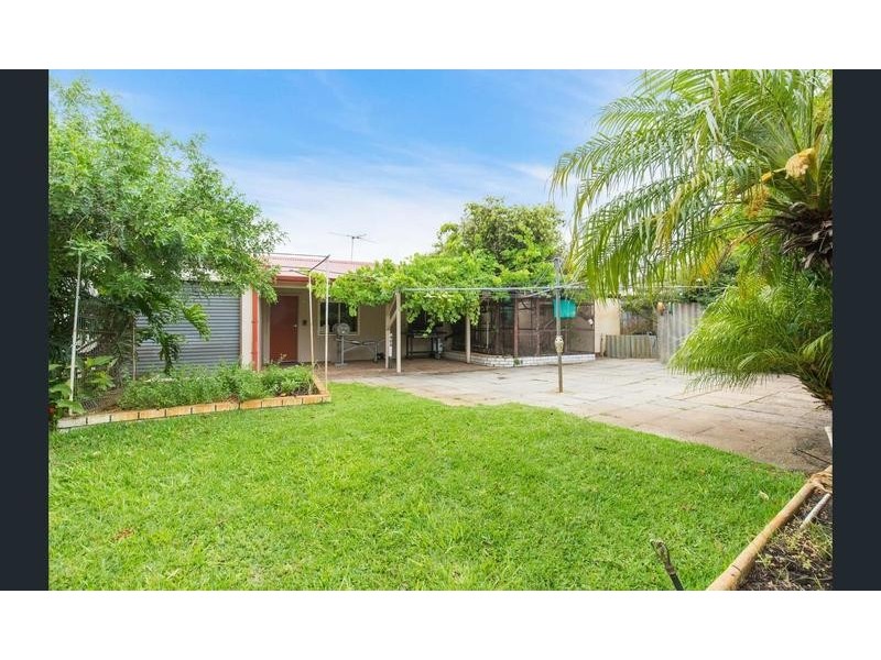 75 Gabriel Street, Cloverdale WA 6105