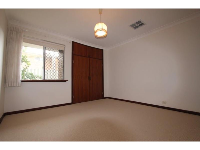 8 Salar Place, Dianella WA 6059