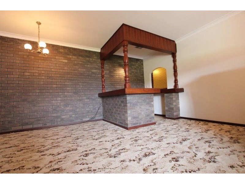 8 Salar Place, Dianella WA 6059