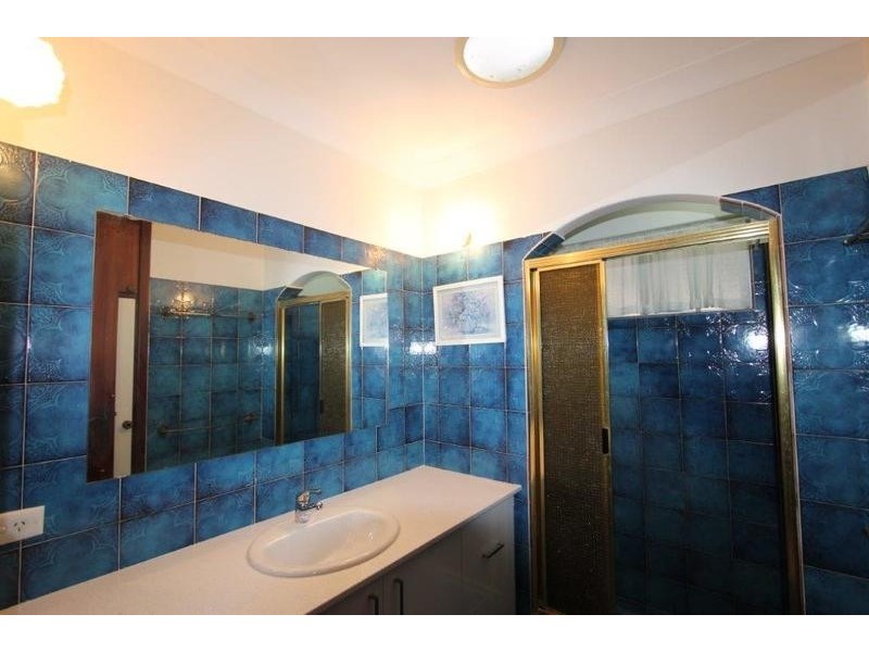 8 Salar Place, Dianella WA 6059