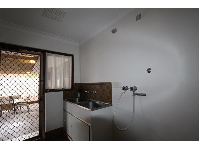 8 Salar Place, Dianella WA 6059