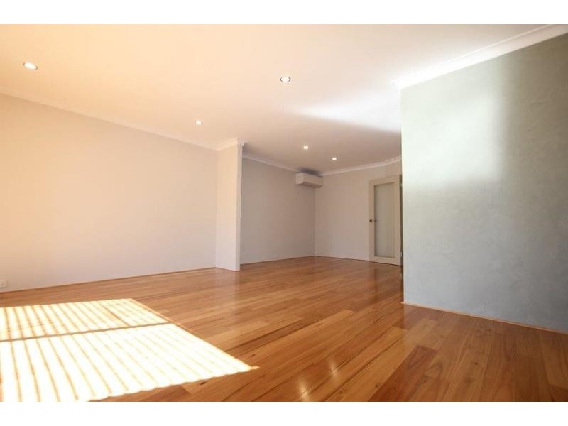 4/104 McDonald Street, Como WA 6152