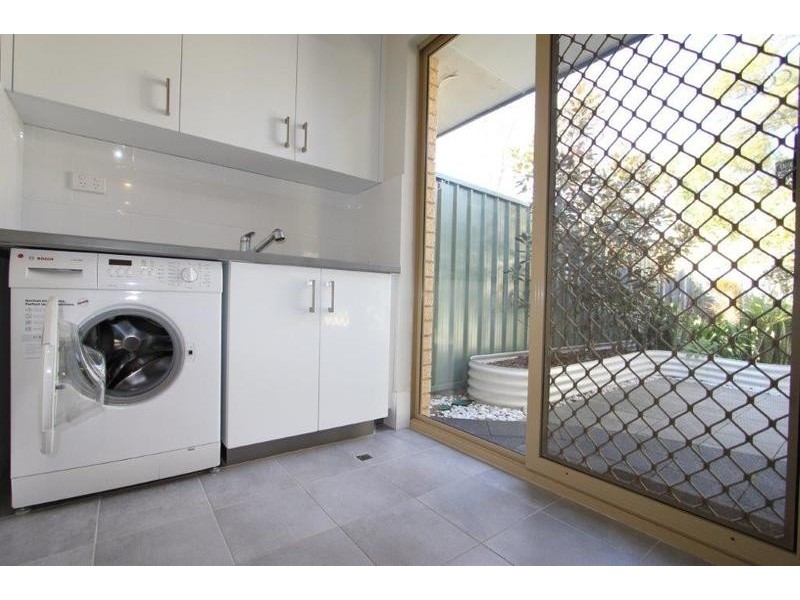 4/104 McDonald Street, Como WA 6152