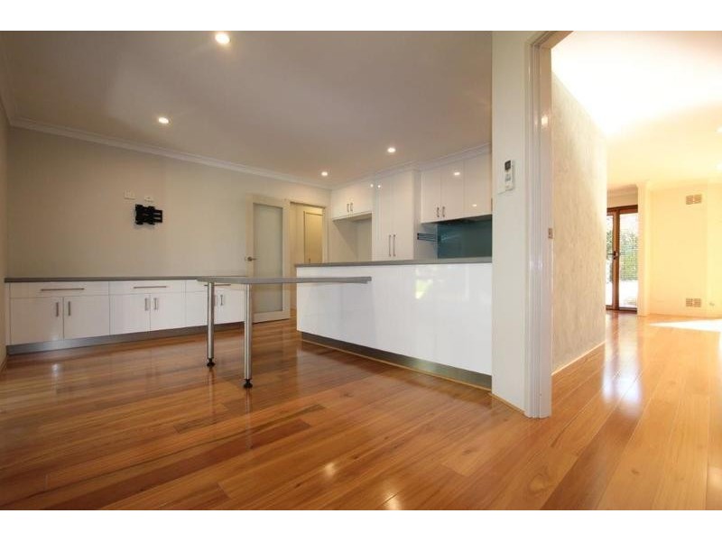 4/104 McDonald Street, Como WA 6152