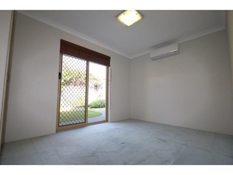 4/104 McDonald Street, Como WA 6152