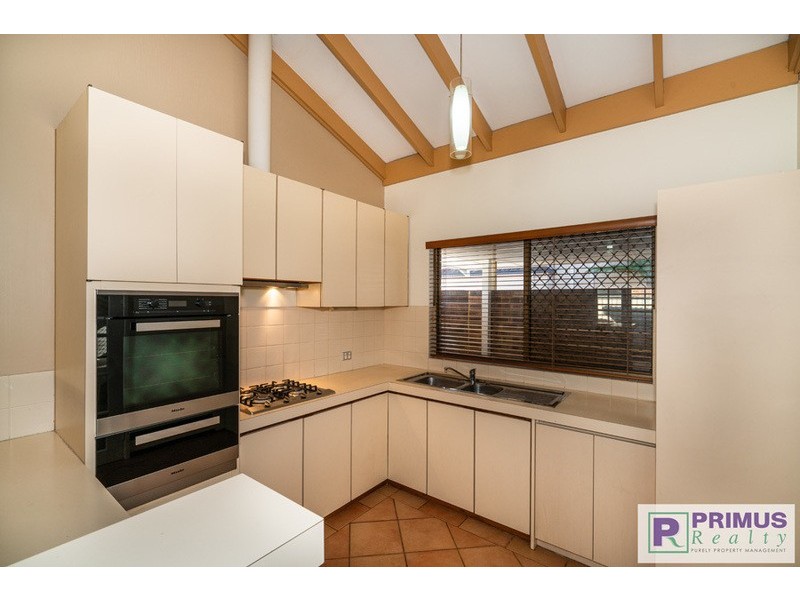 2/112 Labouchere Road, South Perth WA 6151