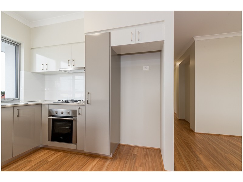 2/334 Belmont Avenue, Kewdale WA 6105