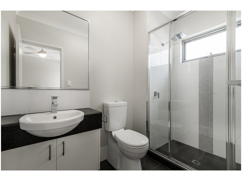 2/334 Belmont Avenue, Kewdale WA 6105