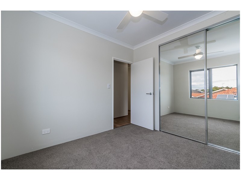 2/334 Belmont Avenue, Kewdale WA 6105