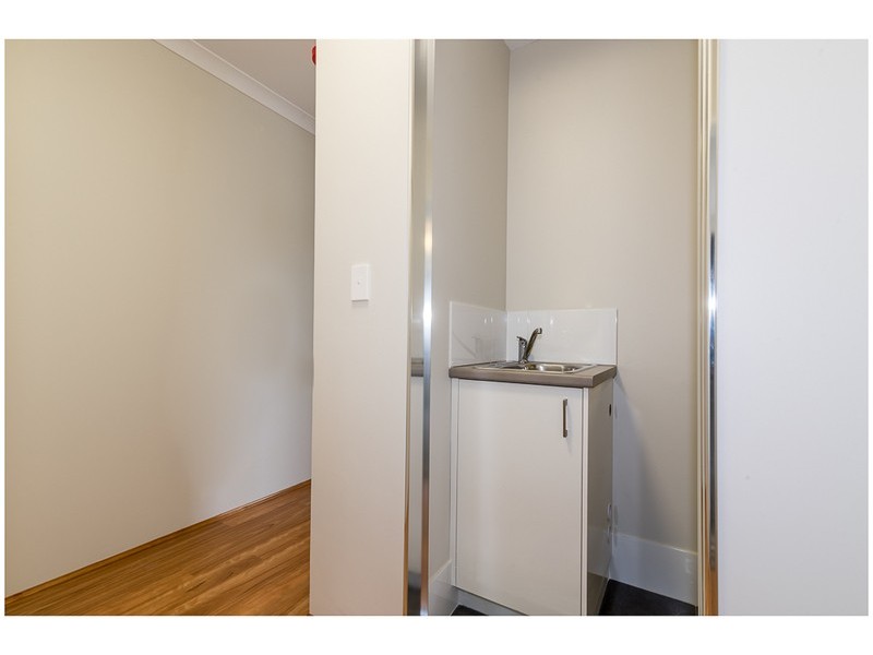 2/334 Belmont Avenue, Kewdale WA 6105