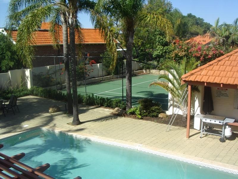 10/10 Victoria Street, South Perth WA 6151