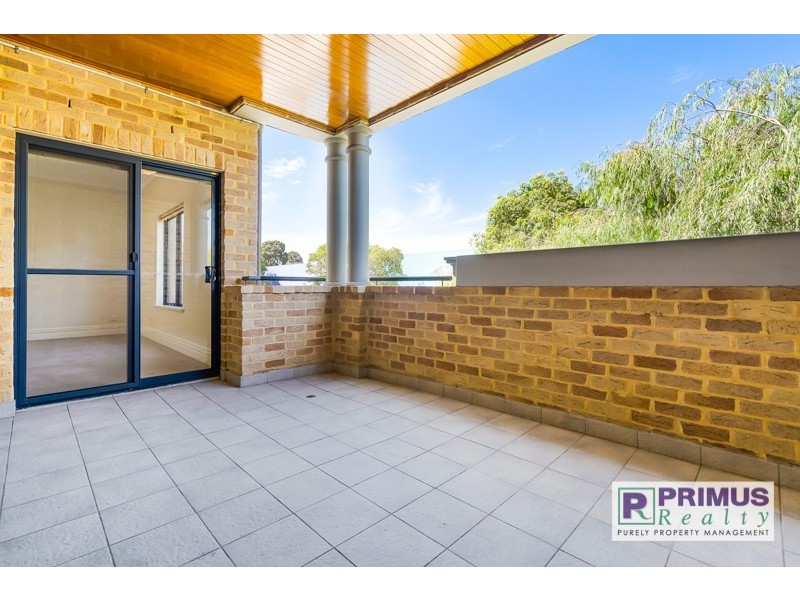 20/8 Bay Road, Claremont WA 6010