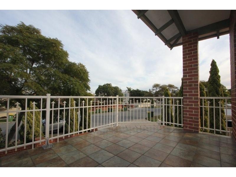 1/52 Mary Street, Como WA 6152