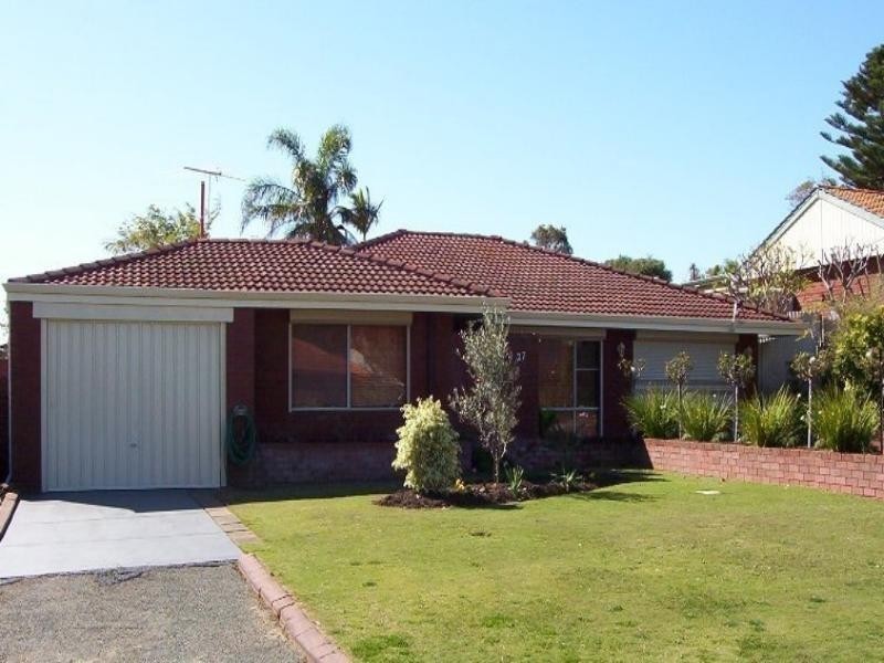27 Birbeck Way, Spearwood WA 6163