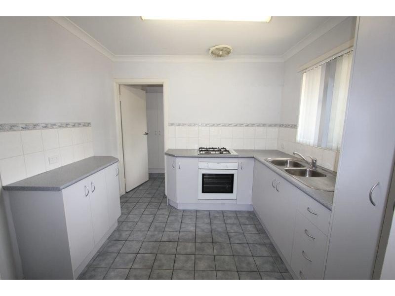 25 Rambures Way, Hamilton Hill WA 6163