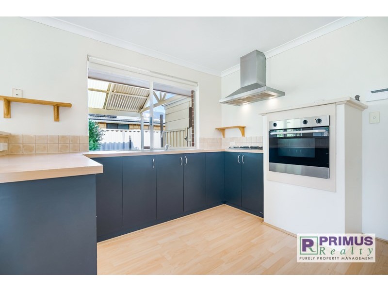 27 Avon Crescent, Atwell WA 6164