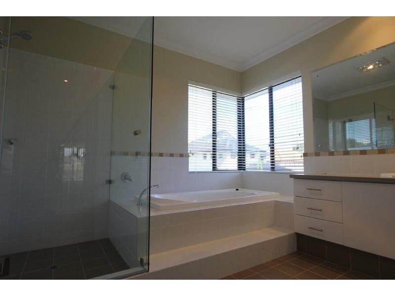 A/117 South Terrace, Como WA 6152