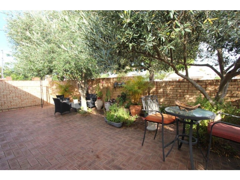 1/67 McMillan Street, Victoria Park WA 6100