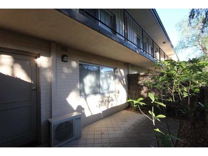 5/288 Ravenscar Street, Doubleview WA 6018