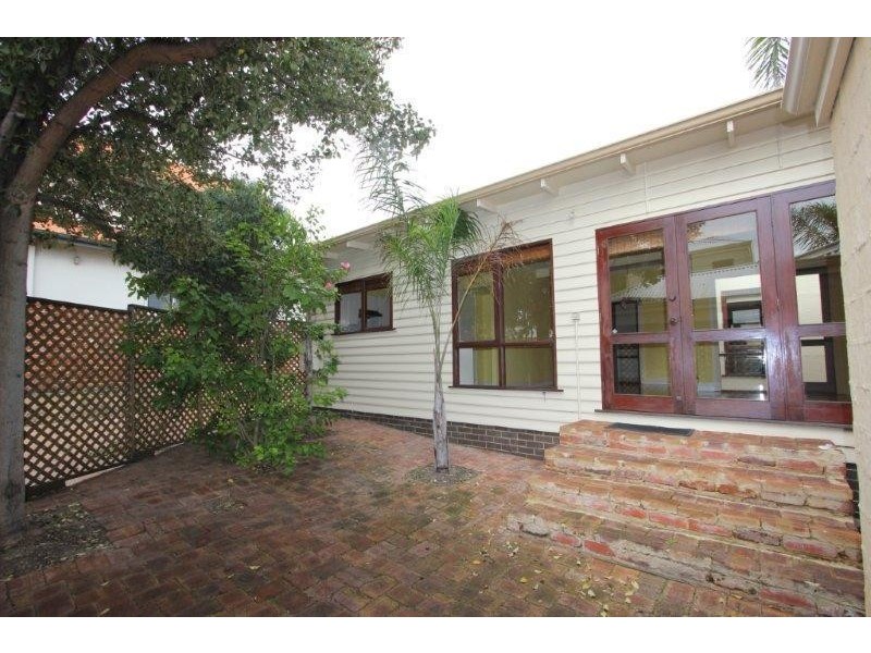 14 Scott Street, South Fremantle WA 6162