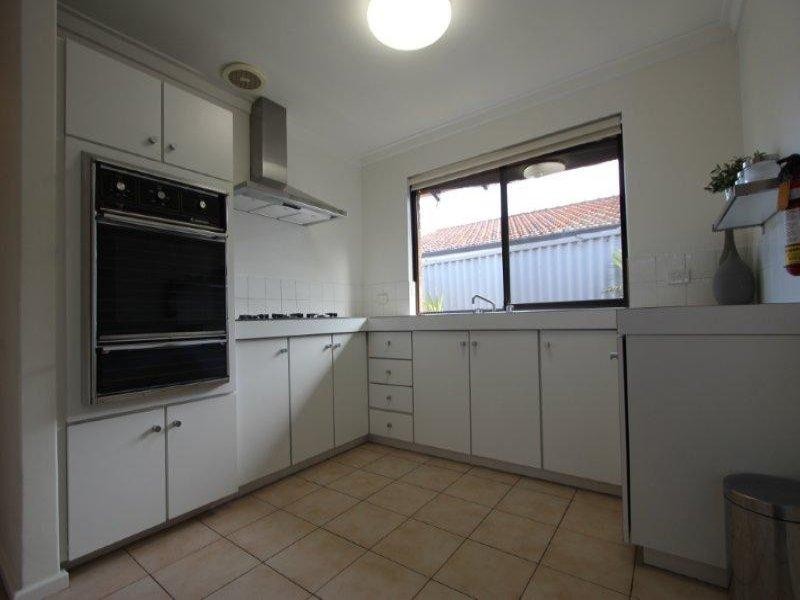 2/114 Labouchere Road, South Perth WA 6151