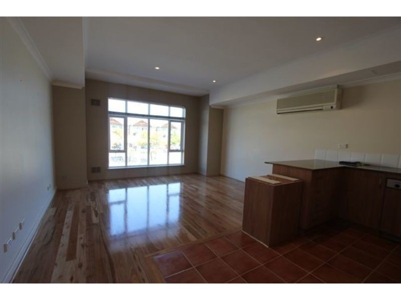 2/3 Brigid Road, Subiaco WA 6008