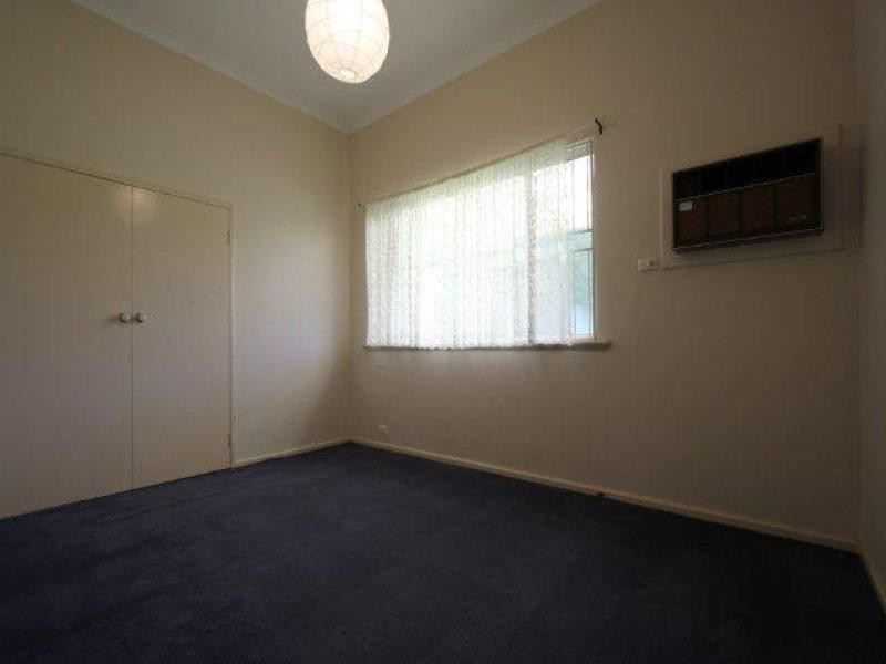 1 Wyndham Street, St James WA 6102