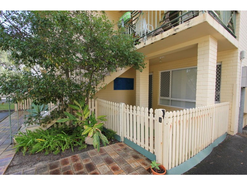 1/64 Gardner Street, Como WA 6152