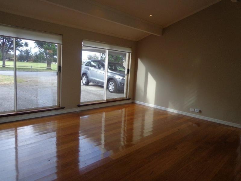 24 Koolan Drive, Shelley WA 6148