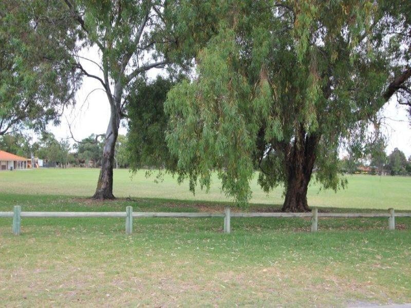 24 Koolan Drive, Shelley WA 6148