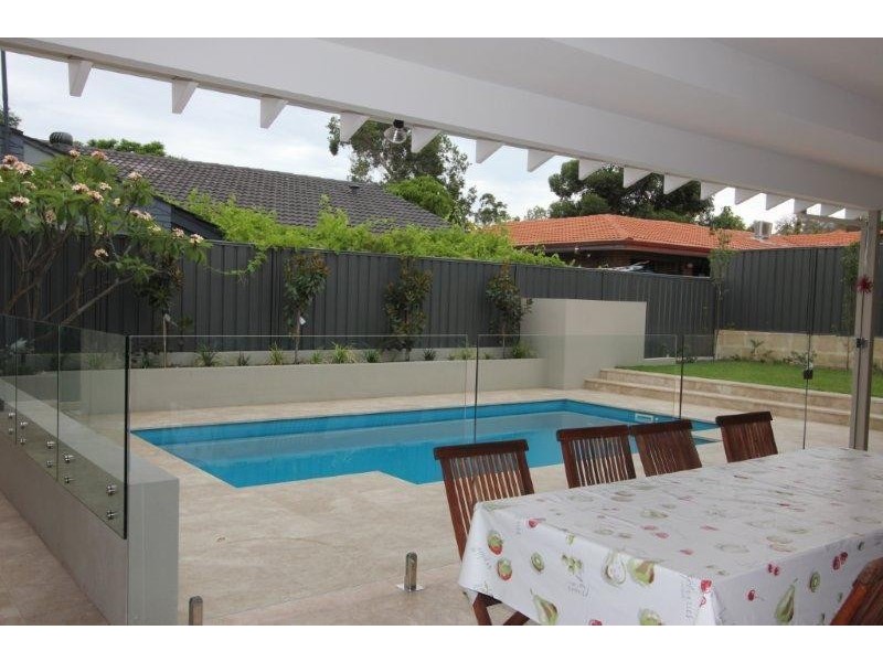 24 Koolan Drive, Shelley WA 6148