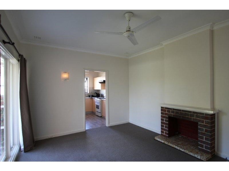 15 Keenan Street, Hamilton Hill WA 6163