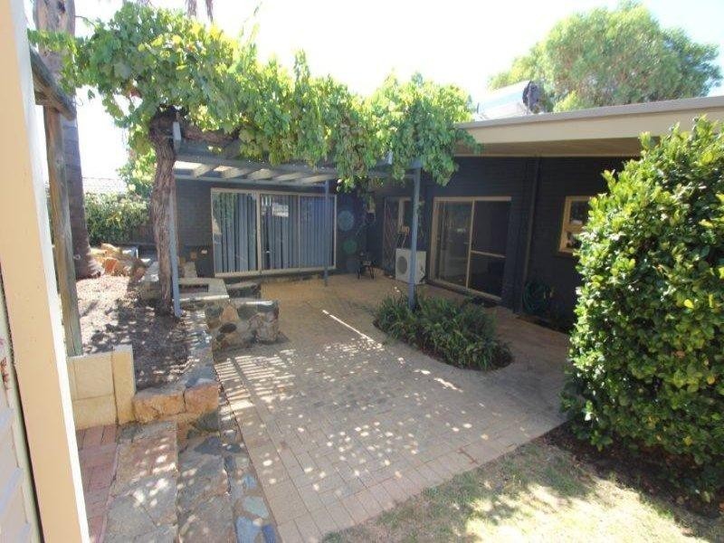 7 Luita Street, Wembley Downs WA 6019