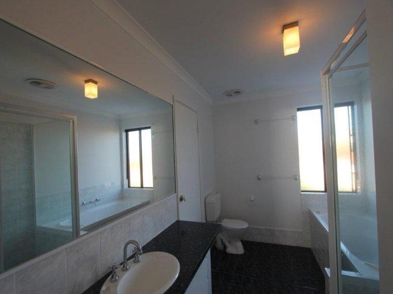 9 Rambler Green, Ocean Reef WA 6027