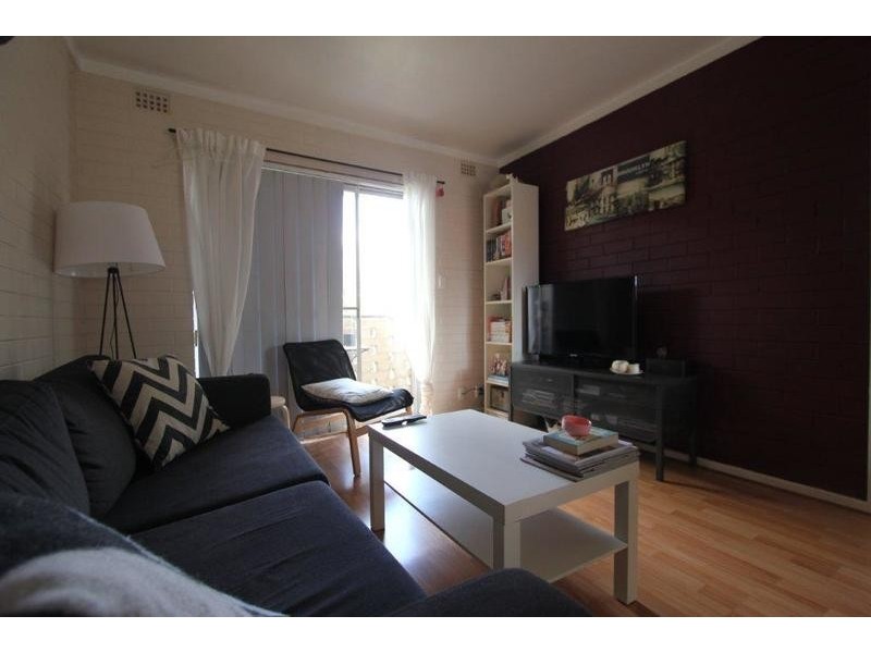 24/11 Stirling Road, Claremont WA 6010