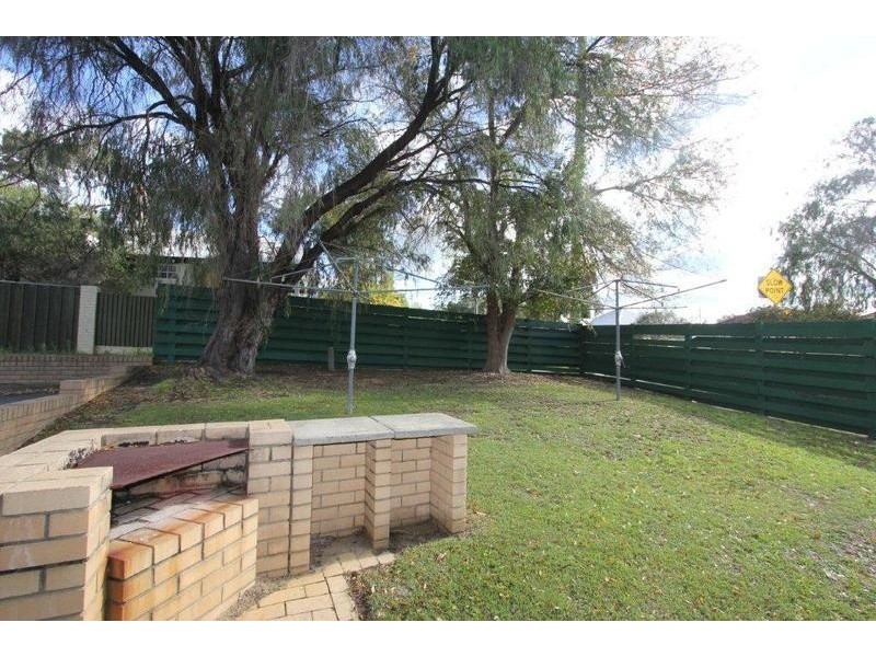 24/11 Stirling Road, Claremont WA 6010