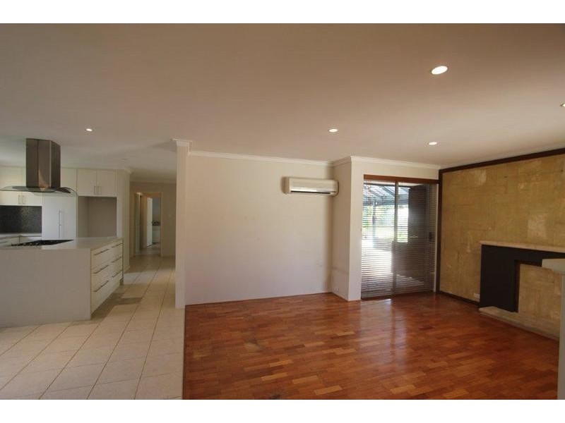 38 Alfreton Way, Duncraig WA 6023