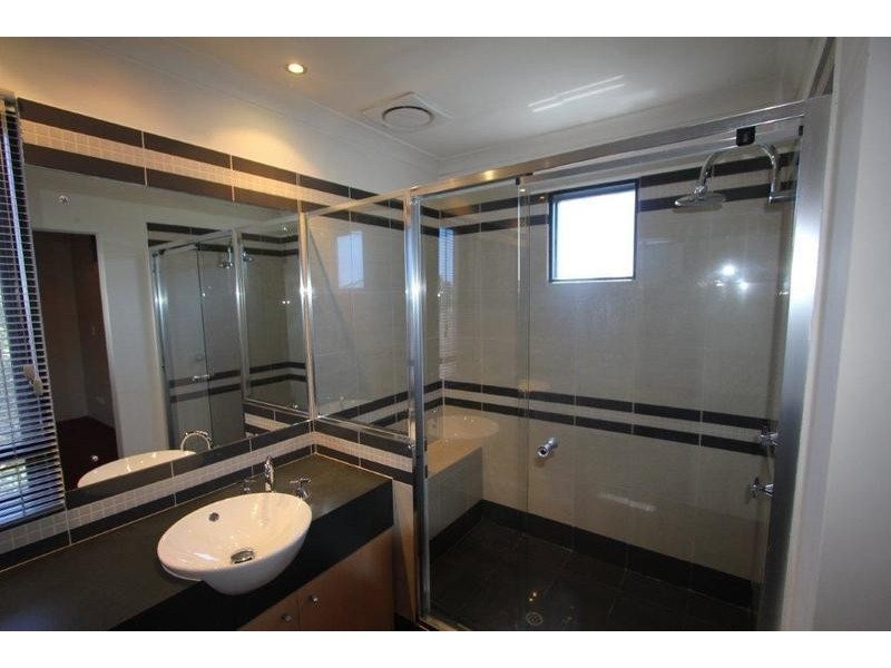 32 Gillon Street, Karawara WA 6152